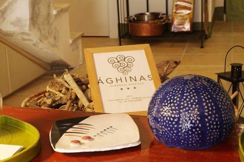 Aghinas Hotel Bosa Exterior photo